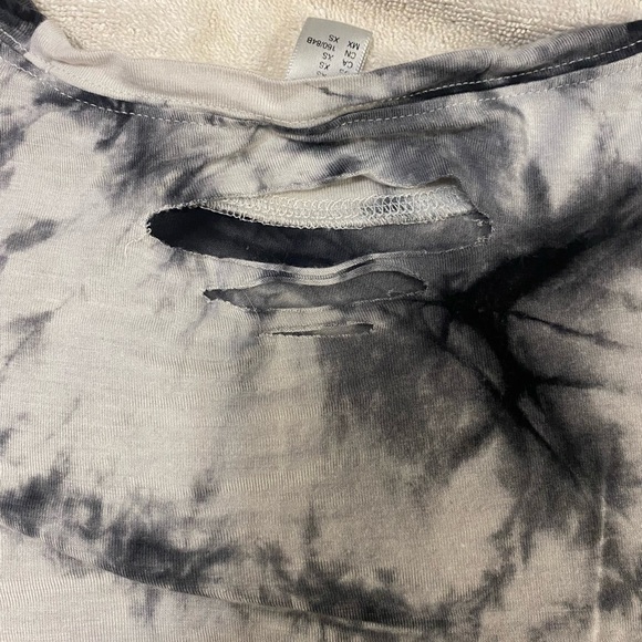 Distressed tye dye crop - Picture 3 of 3